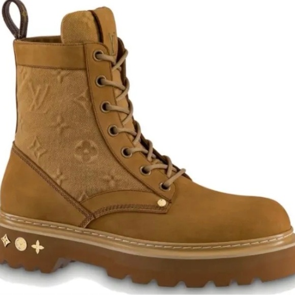 Louis Vuitton Ranger Boots with monogram - Picture 2 of 9